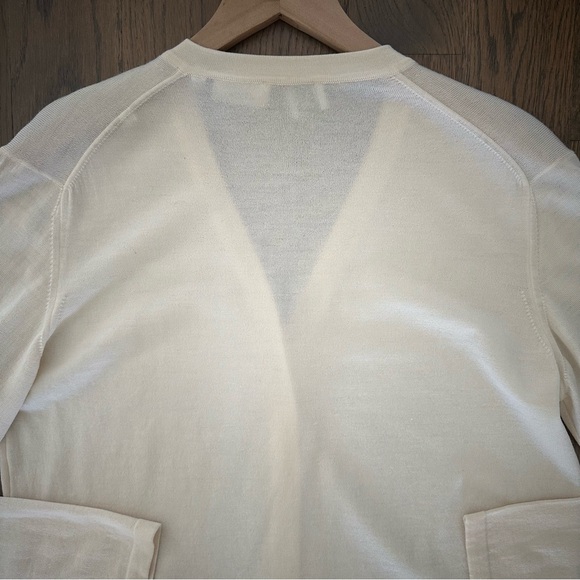 TSE V-neck Long Sleeve Lightweight 100% Super Fine Wool Cardigan Sweater Cream M - Picture 8 of 8